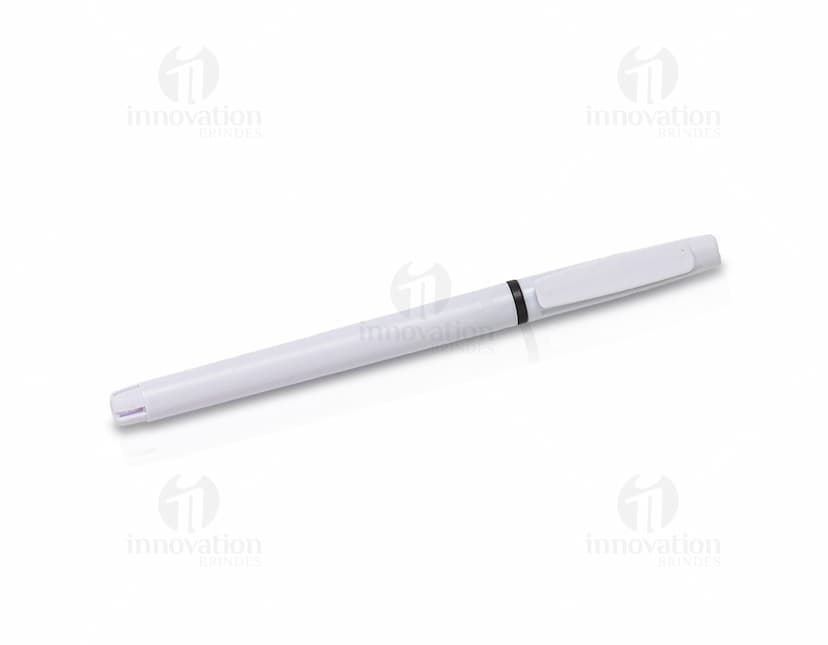 Caneta Plástica preta e colorida em design moderno, perfeita para escrita e desenho. Feita de plástico, é um objeto de escritório essencial.