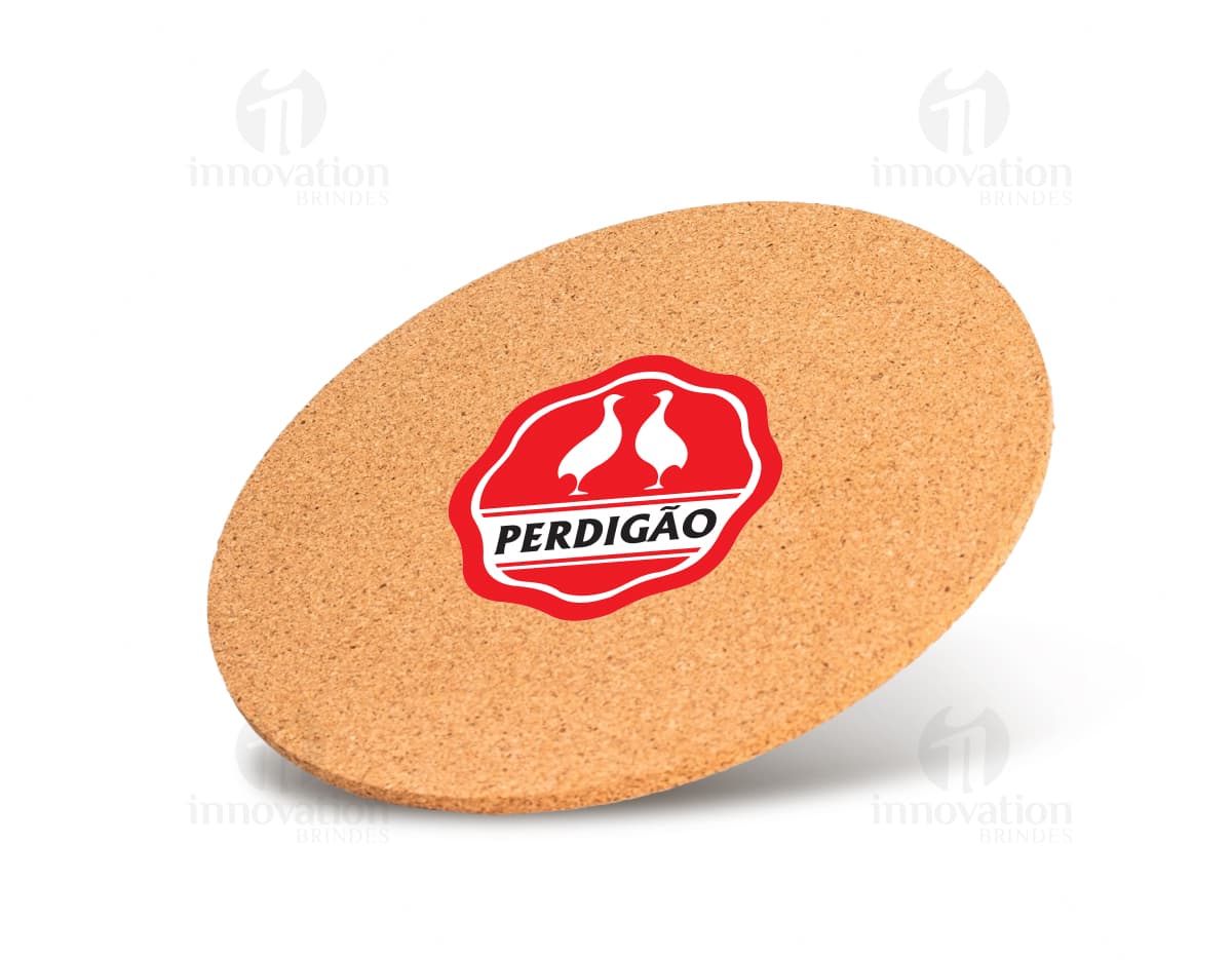 descanso de panela em cortiça para proteger superfícies de cozinha durante o cozimento.