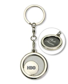 Chaveiro em aço inoxidável com corrente, adaptador e argola. O design elegante e durável é perfeito para manter as chaves seguras e organizadas. Ideal para uso diário ou como um presente único e prático.