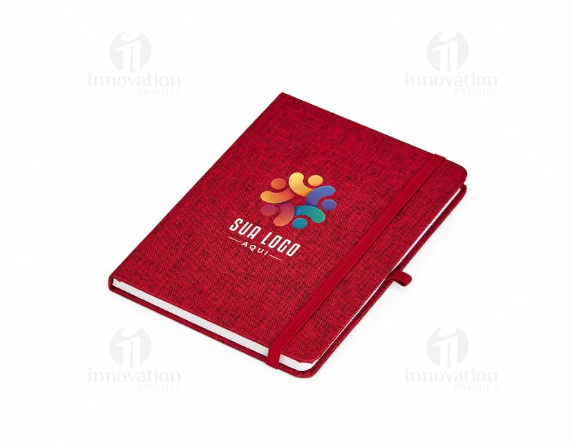 Caderneta em linho com porta caneta, em cores neutras, com capa protetora, folhas em branco e fecho de elástico. Ideal para anotações no escritório, reuniões de negócios ou estudos. Design vintage e textura de linho, perfeito para decoração ou uso pessoal.