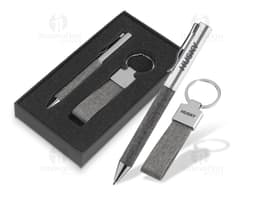 Kit Escritório contendo dispositivo eletrônico, computador, teclado, dados, equipamentos de tecnologia de negócios, memória