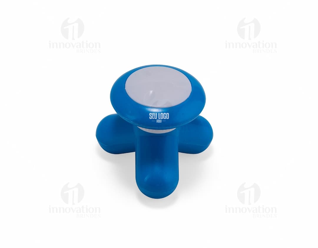 Mini Massageador Corporal em forma de bastão, cor branca com detalhes em rosa. Possui cabeça massageadora e botão de ligar/desligar na parte superior. Ideal para relaxar e aliviar tensões musculares.