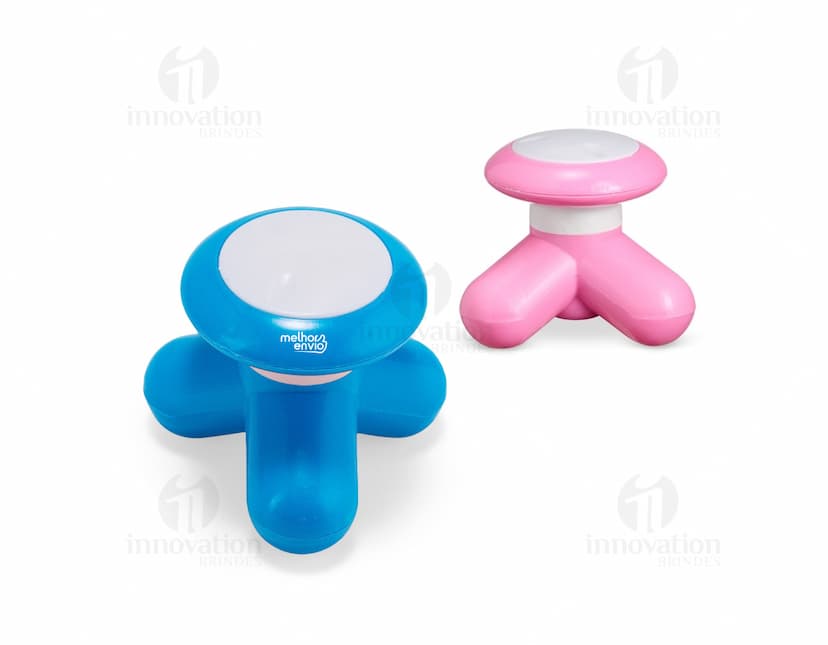 Mini Massageador Corporal em forma de bastão, cor branca com detalhes em rosa. Possui cabeça massageadora e botão de ligar/desligar na parte superior. Ideal para relaxar e aliviar tensões musculares.