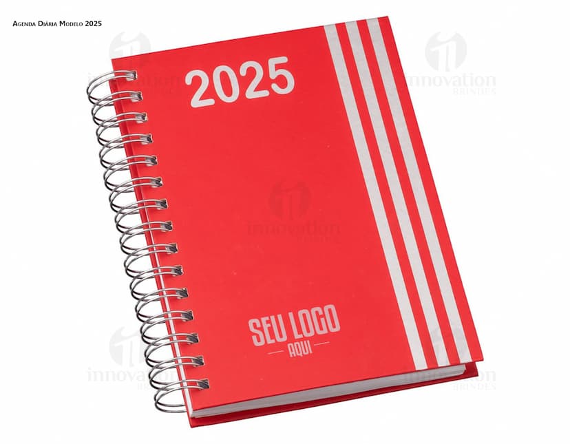 Agenda Wire-o em capa dura na cor preta, com folhas pautadas e formato de bolso. Perfeito para organização e anotações do dia a dia.