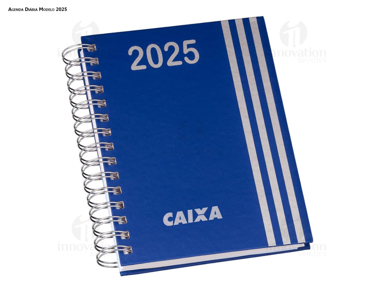 Agenda Wire-o em capa dura na cor preta, com folhas pautadas e formato de bolso. Perfeito para organização e anotações do dia a dia.