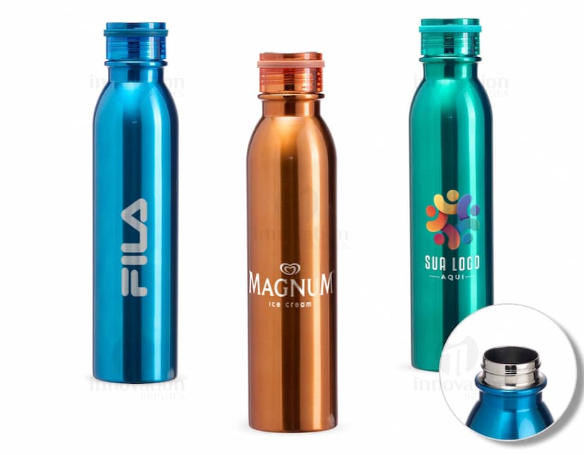 Garrafa Térmica Inox 800ml, na cor prata com tampa rosqueável e alça para transporte.