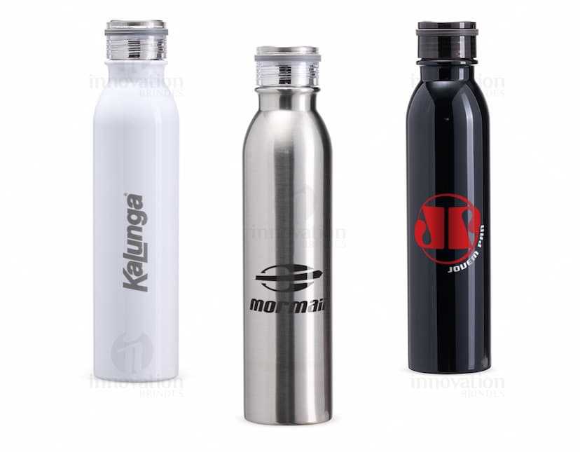 Garrafa Térmica Inox 800ml, na cor prata com tampa rosqueável e alça para transporte.
