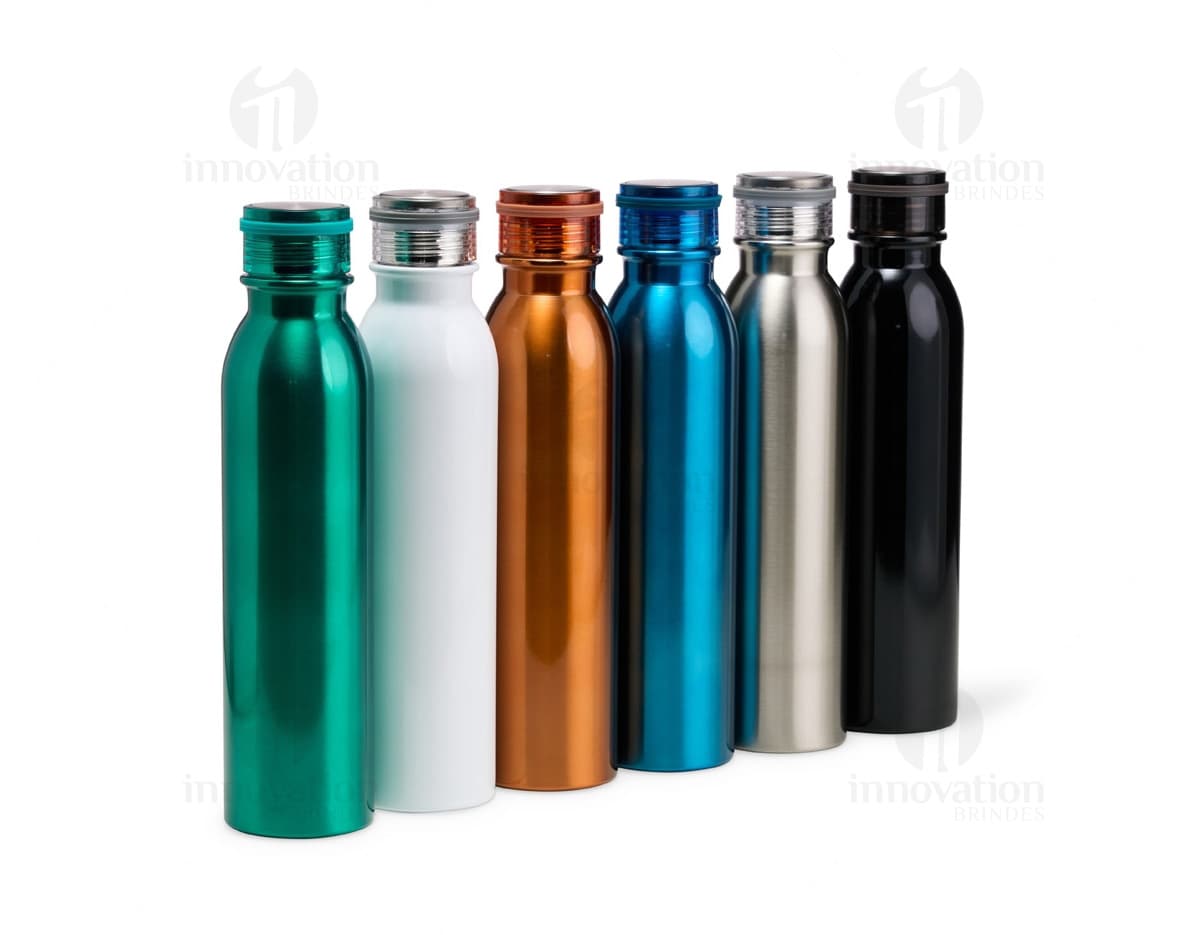 Garrafa Térmica Inox 800ml, na cor prata com tampa rosqueável e alça para transporte.