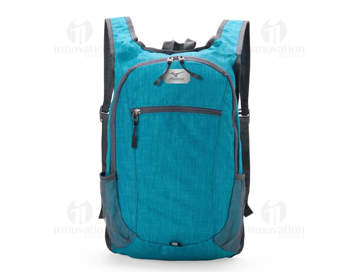 Mochila Oxford Dobrável 16 Litros em cor preta, feita de material resistente e leve, com capacidade para armazenar até 16 litros de objetos. Ideal para viagens ou uso diário.