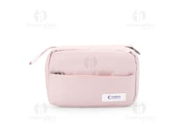 Necessaire com 3 compartimentos em tons de azul e branco.