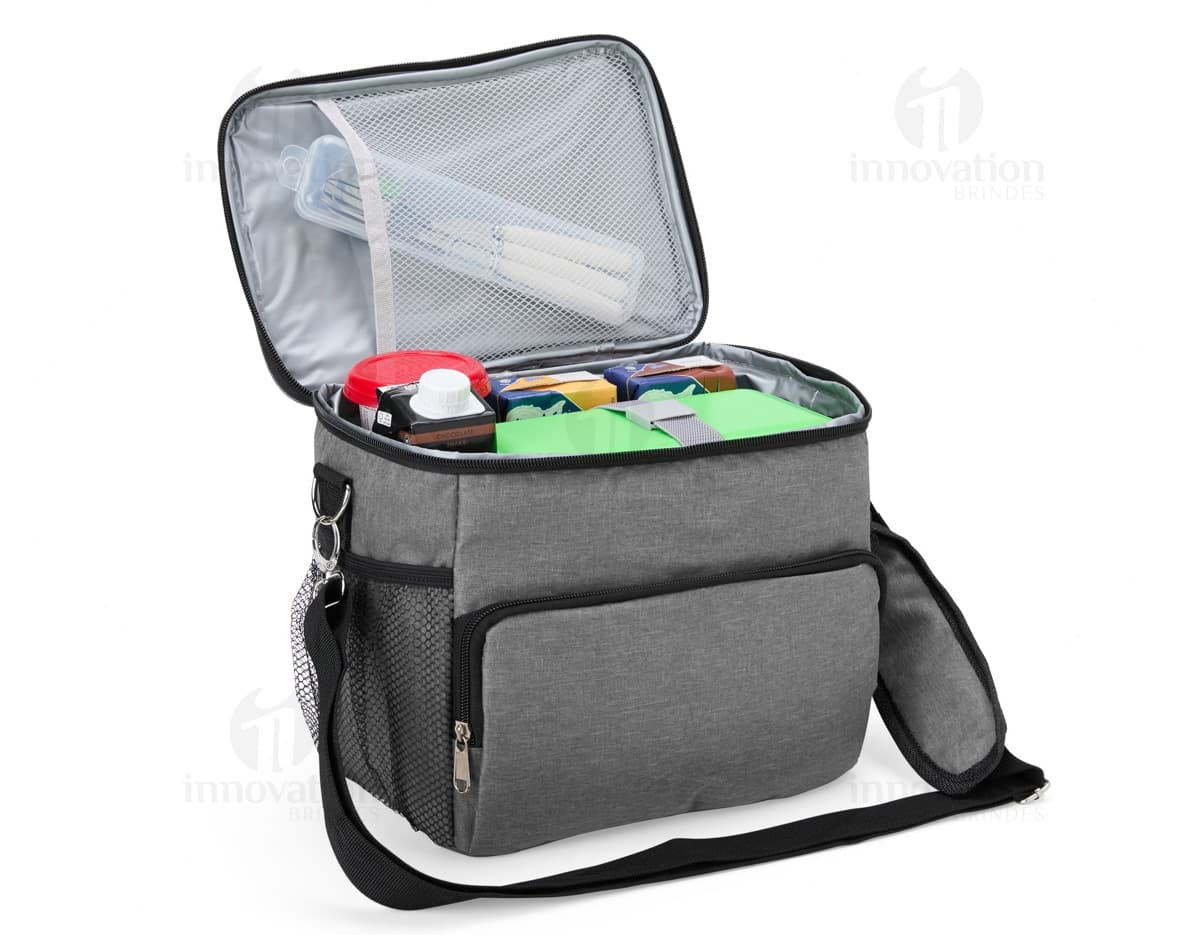 Bolsa Térmica 8,7 Litros, modelo compacto e versátil para armazenar alimentos e bebidas de forma térmica.