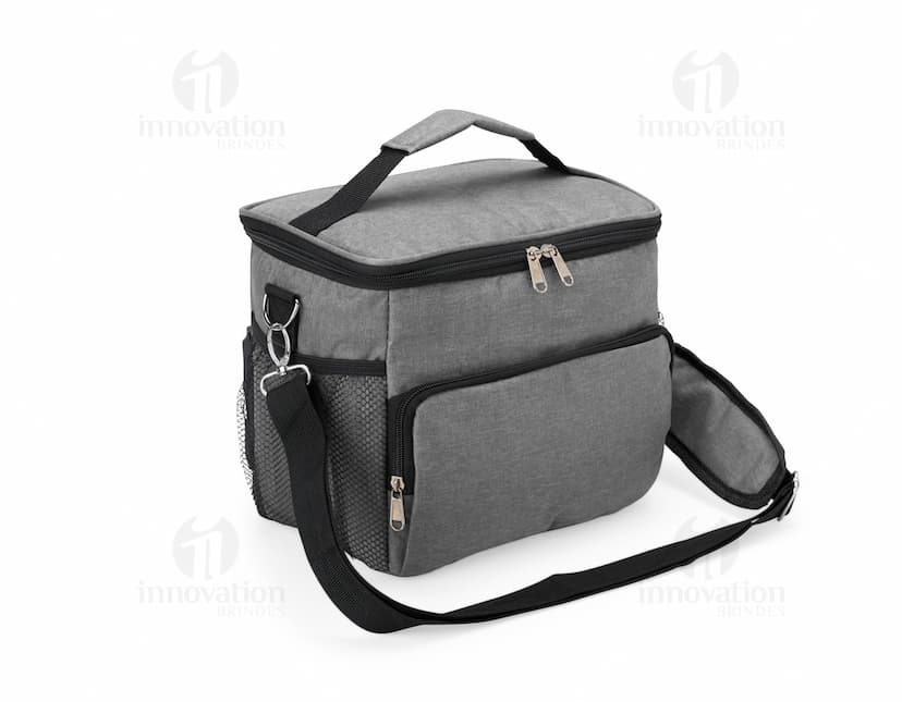 Bolsa Térmica 8,7 Litros, modelo compacto e versátil para armazenar alimentos e bebidas de forma térmica.