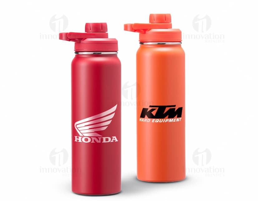 Garrafa térmica de 850ml em inox.
