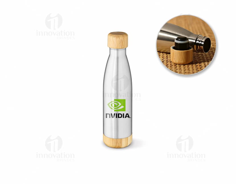 Garrafa em aço inox com tampa em bambu.