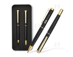 Kit com várias canetas executivas em tons de preto, prata e dourado. As canetas possuem design elegante e são ideais para uso