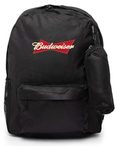 Mochila de nylon de 27 litros preta, com diversos compartimentos e alças acolchoadas.