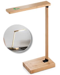 Luminária em bambu, design moderno e elegante com estrutura do teto de metal e corda pendente.