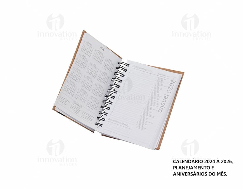 Agenda Diária 2025 com capa dura de cor azul escuro e detalhes em dourado, folhas internas brancas com espaços para notas e planejamento diário.