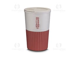 400ml plastic cup in pink, without lid, containing liquid.