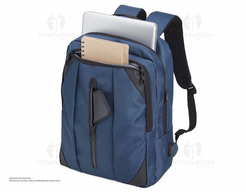 Mochila de Nylon 27 Litros preta, moderna, com alça de couro, zíper metálico, design elegante e espaçosa para viagens e negócios.