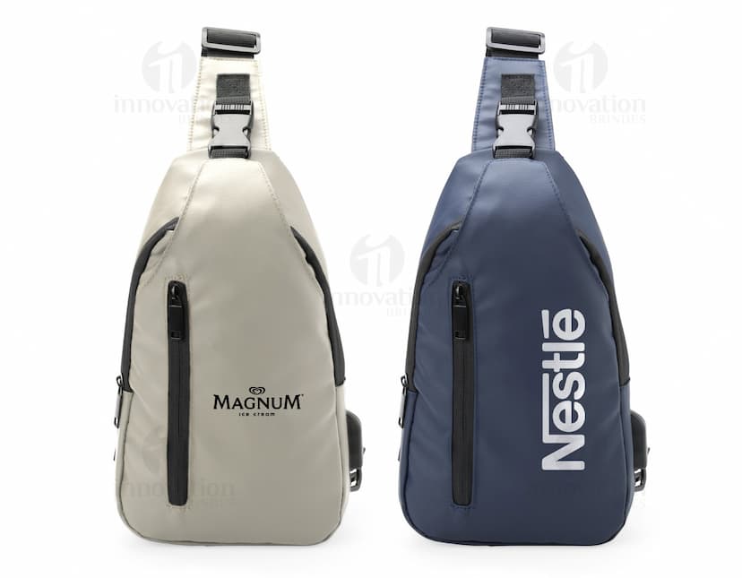 Mochila de ombro 6 litros na cor preta, ideal para uso diário.
