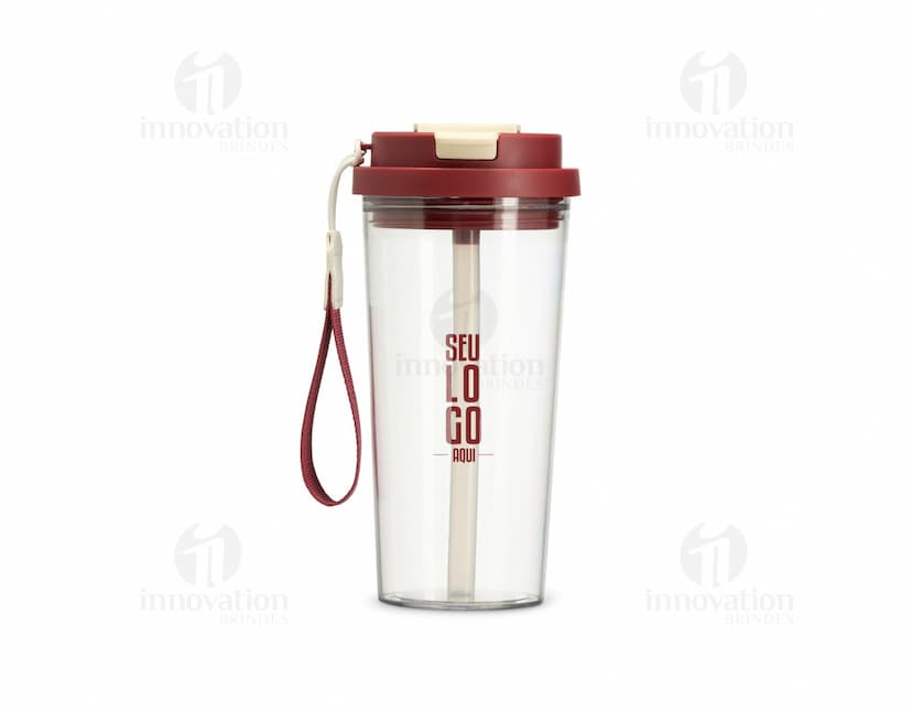 Produto Copo Plástico 600ml em plástico resistente transparente com capacidade de 600ml.