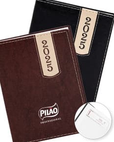 Agenda Couro Sintético preta com detalhes em dourado e fecho magnético.