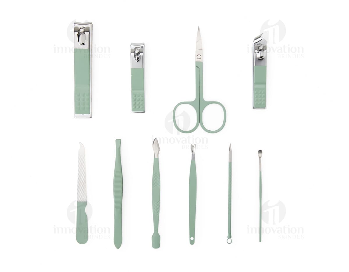 Kit Manicure 10 Peças: Conjunto contendo diversas ferramentas e utensílios para cuidados com as unhas, como tesoura, cortador de unha, empurrador de cutícula, entre outros itens.