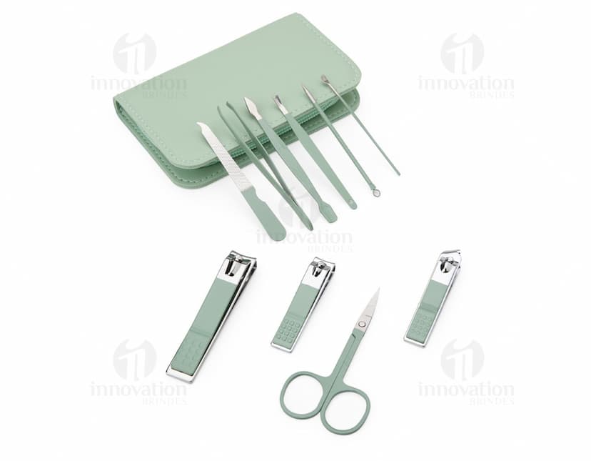 Kit Manicure 10 Peças: Conjunto contendo diversas ferramentas e utensílios para cuidados com as unhas, como tesoura, cortador de unha, empurrador de cutícula, entre outros itens.