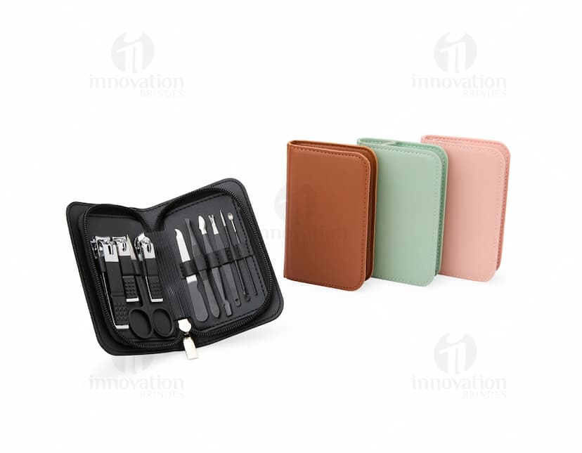 Kit Manicure 10 Peças: Conjunto contendo diversas ferramentas e utensílios para cuidados com as unhas, como tesoura, cortador de unha, empurrador de cutícula, entre outros itens.