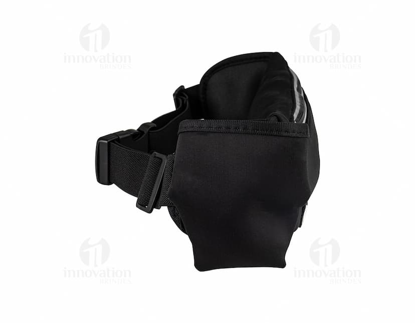 Pochete Esportiva Neoprene preta para uso durante atividades físicas.