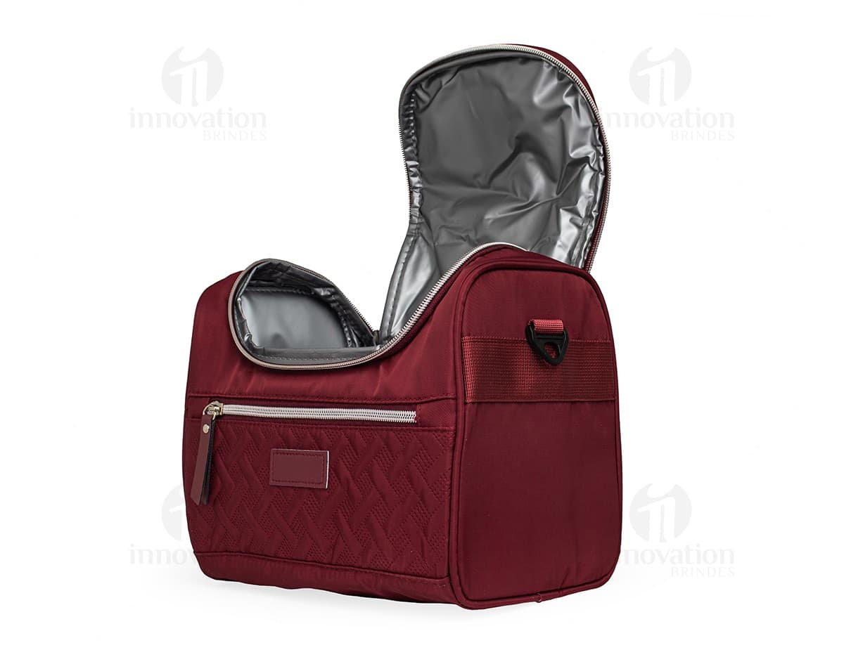 Bolsa térmica de 8 litros em cor azul, ideal para transporte de alimentos e bebidas.