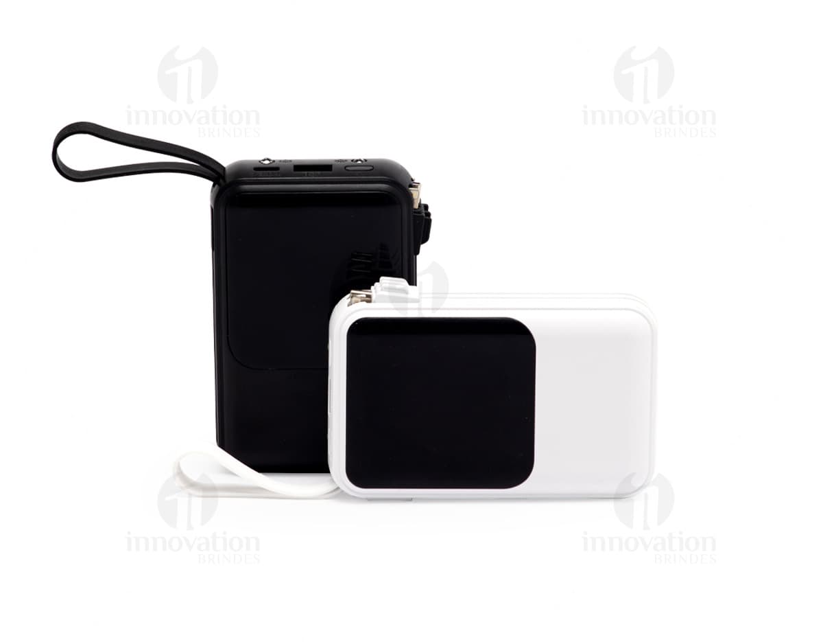 Power Bank preto com capacidade de 10.000 mAh, indicador de bateria em LED e duas portas USB para carregamento.