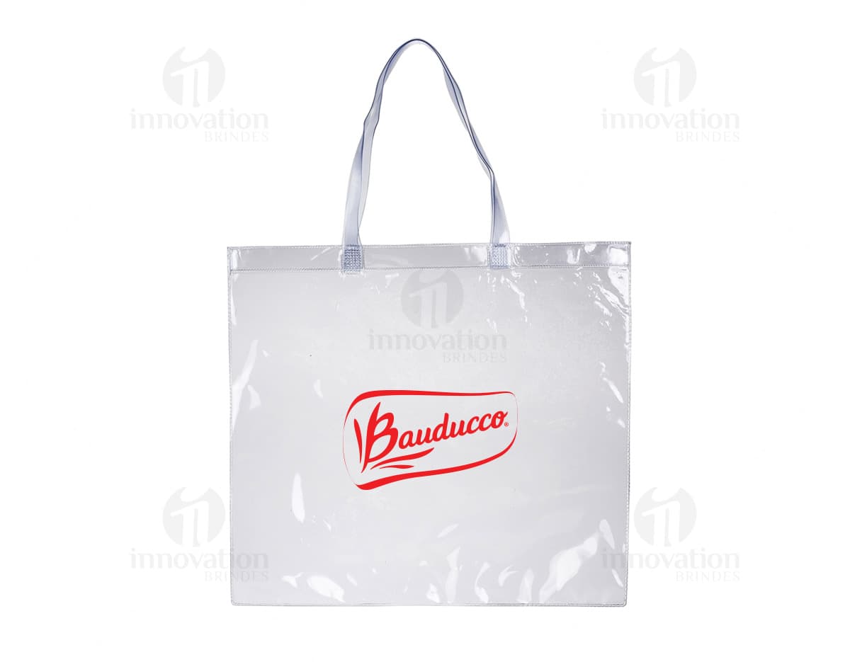 Sacola plástica transparente e elegante, com alça de couro e fecho de metal. Ideal para embalagem de presentes e compras em lojas de moda e acessórios. Moderna e prática, perfeita para o transporte de produtos e pertences de forma segura e estilosa.