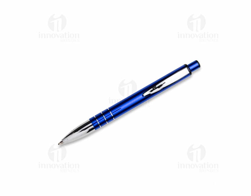 Caneta metal prateada com design elegante e tinta preta.