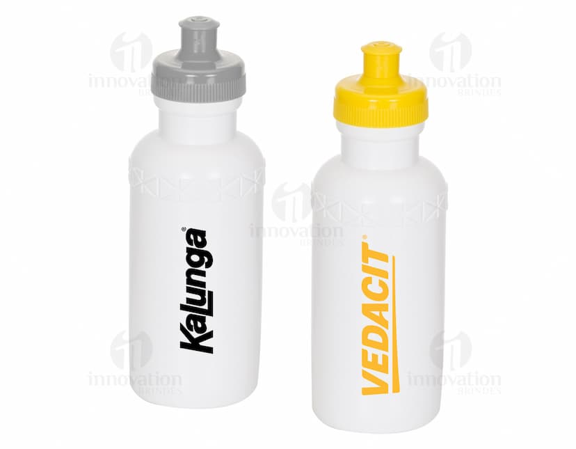 Squeeze Plástico 500ml em cor azul-transparente com tampa de rosca.