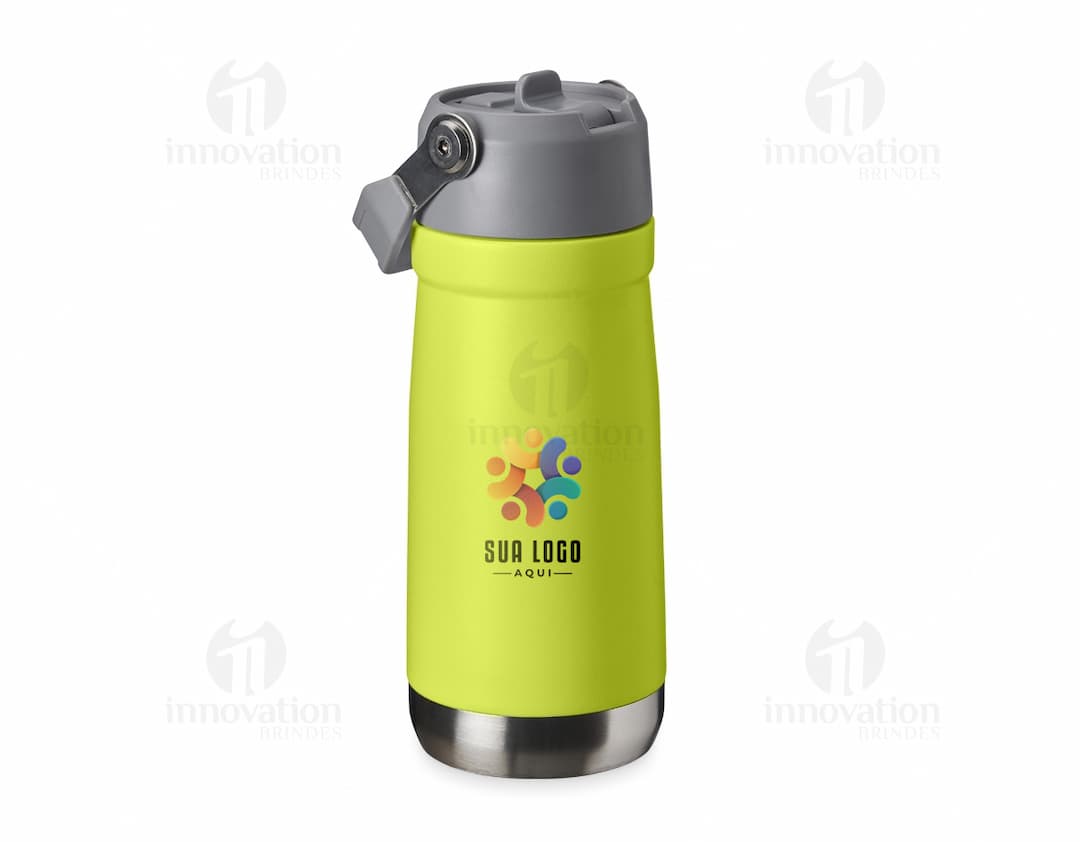 Garrafa Térmica 550ml na cor preta, com design moderno e tampa rosqueável. A imagem mostra o produto isolado em um fundo branco.