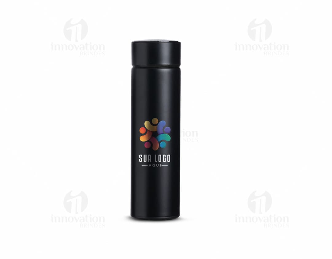 Garrafa térmica de 400ml com display LED mostrando a temperatura interna.