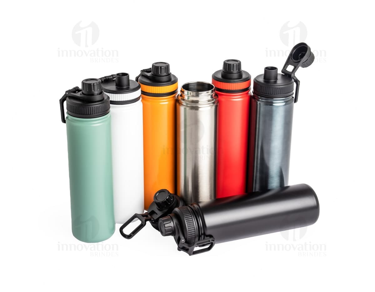 Garrafa Térmica 650ml na cor preta, com design moderno e tampa hermética.