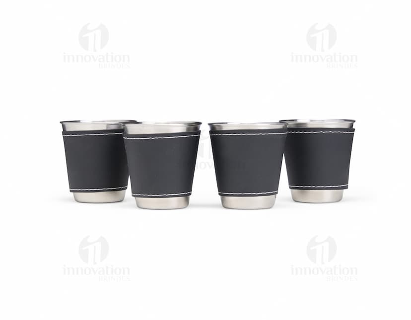 Kit Copo Inox 50ml 4 Peças, conjunto de quatro copos de aço inoxidável com capacidade de 50ml cada.