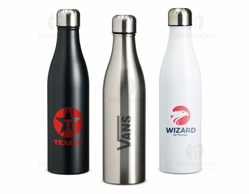 Garrafa Térmica Inox 800ml em fundo branco.