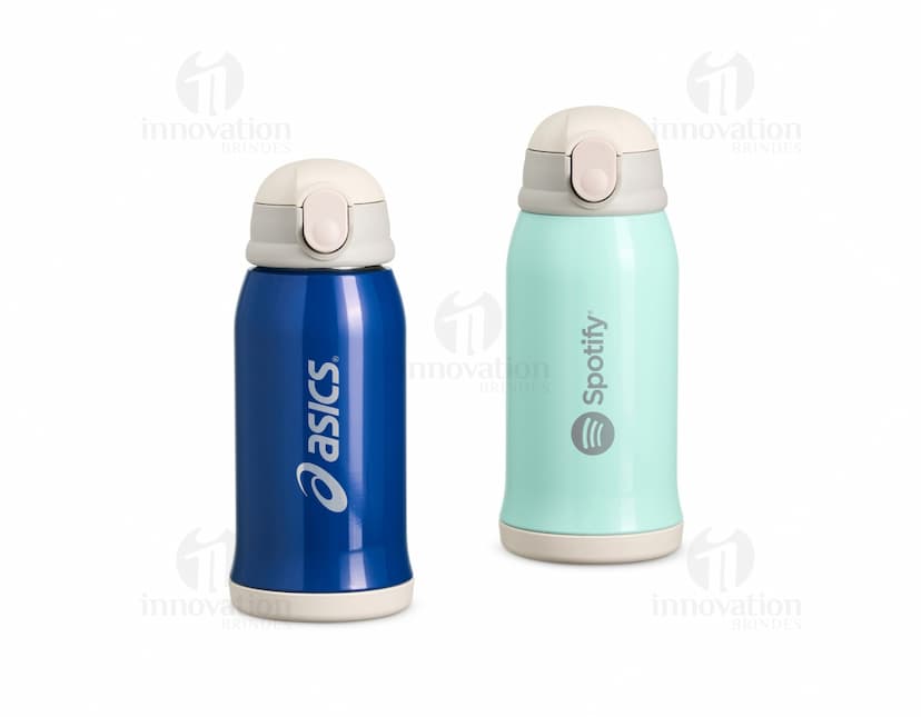 Garrafa térmica de 550ml em aço inoxidável com tampa rosqueável e design moderno.