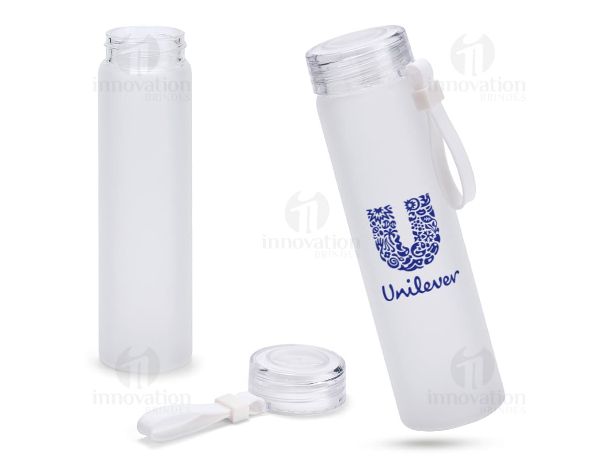 Borosilicate glass squeeze with a capacity of 470ml.