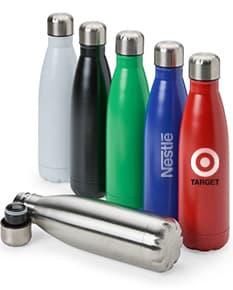 Garrafa Térmica Inox 500ml na cor prata, isolada em fundo branco.