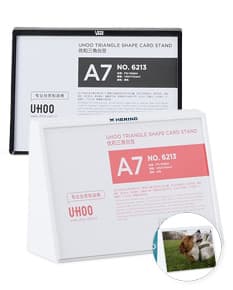 Expositor Porta Retrato A7 em formato horizontal com capacidade para fotos no tamanho A7. Cor preta com moldura simples e elegante. Ideal para decorar ambientes de forma discreta e sofisticada.