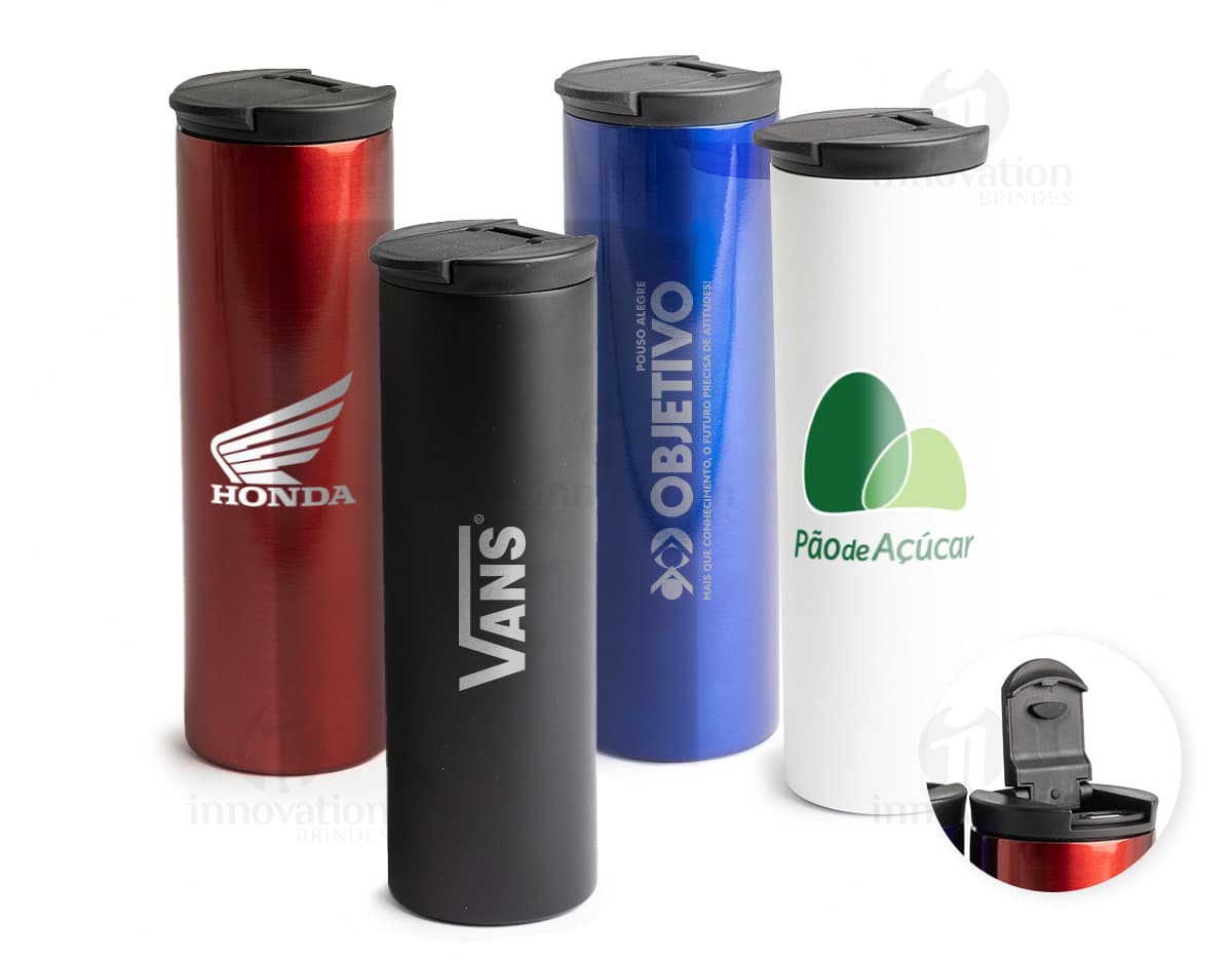 Copo Térmico 500ml na cor preta com tampa de rosca, ideal para manter a temperatura de bebidas quentes ou frias por mais tempo.