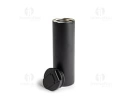 Copo Térmico 500ml na cor preta com tampa de rosca, ideal para manter a temperatura de bebidas quentes ou frias por mais