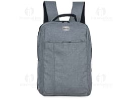 Mochila Nylon preta com vários compartimentos e alças acolchoadas.