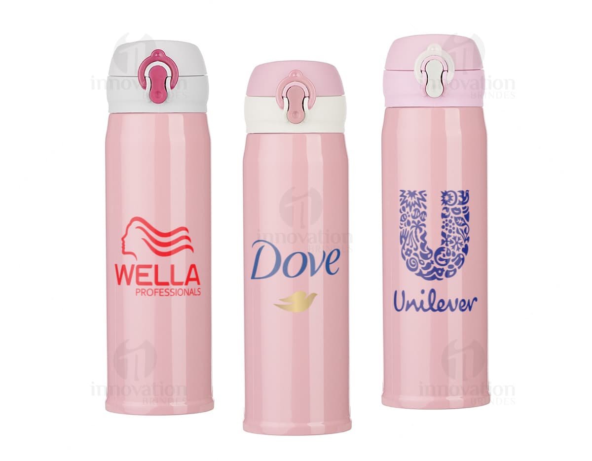 Garrafa térmica de 400ml em inox, com design moderno e colorido. A garrafa é feita de metal, possui superfície brilhante e é de cor roxa e rosa. O objeto é ideal para manter a temperatura de bebidas, sendo um item de higiene e cuidado com a saúde. A embalagem é metálica e tem formato de curva, com um adesivo colorido e textura de ondas. Ideal para presentes e decoração de festas e comemorações.