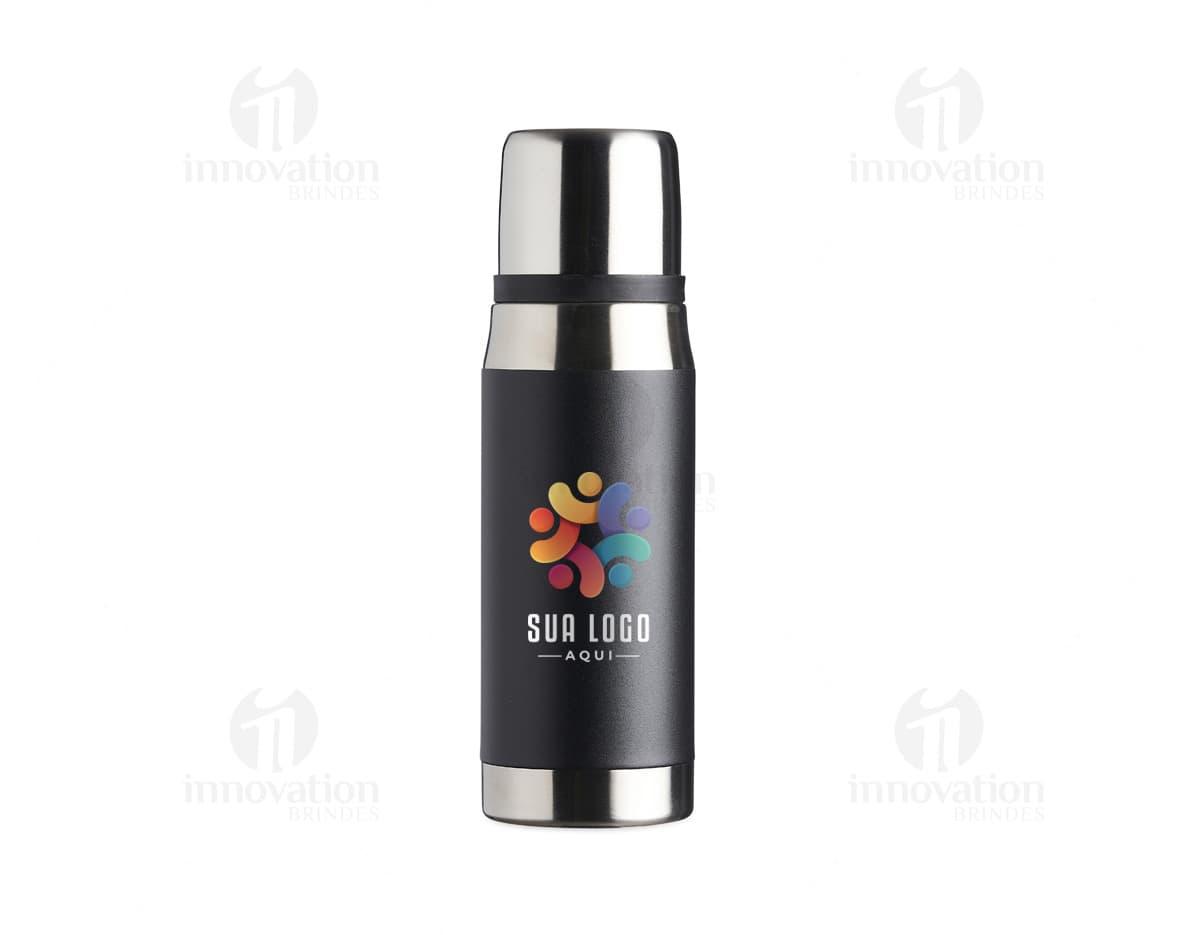 Garrafa térmica de 500ml em aço inoxidável preto e prateado, com design elegante e brilhante. Ideal para manter líquidos quentes ou frios por horas, perfeito para viagens, trabalho ou academia. Toiletry bottle de alta qualidade, resistente e fácil de limpar.